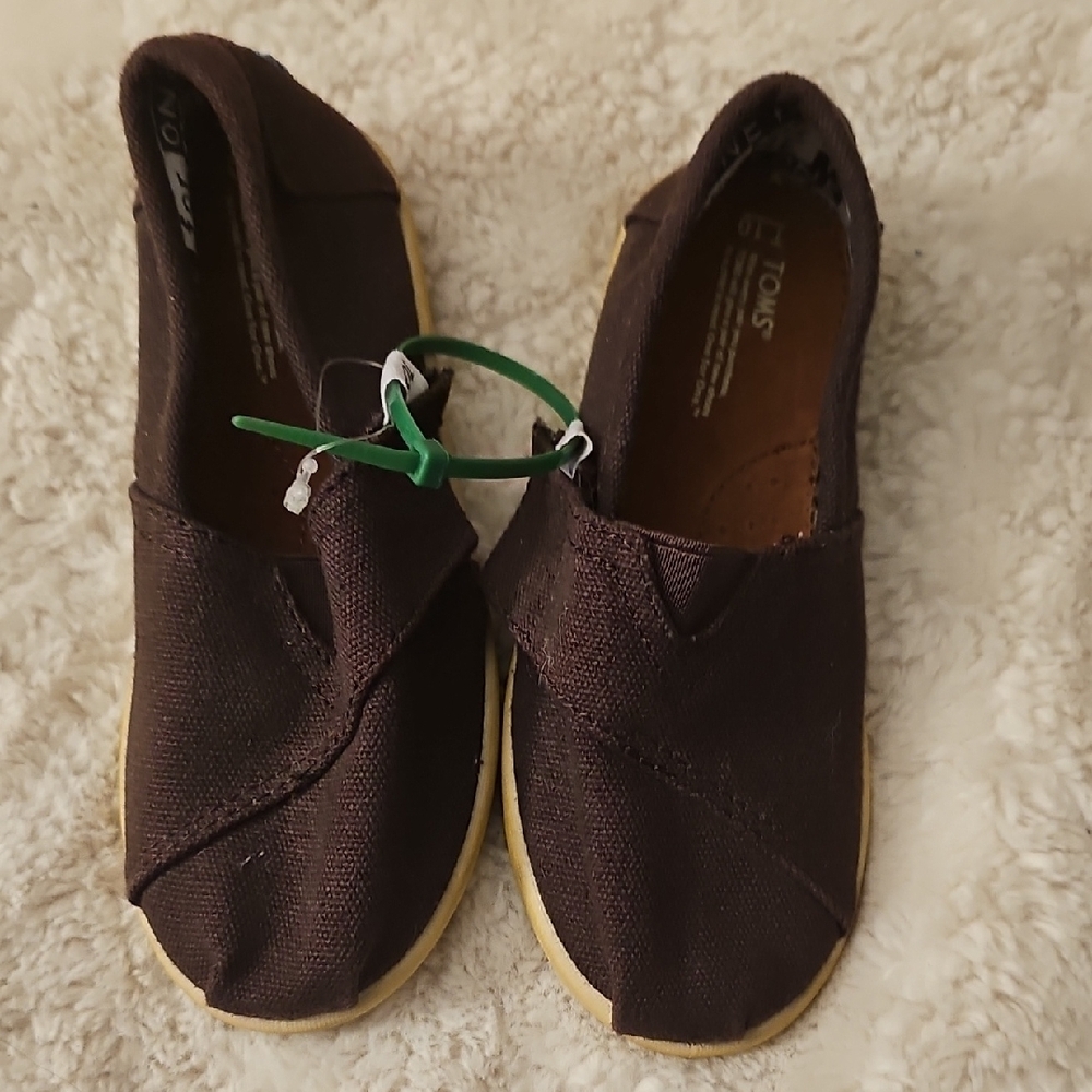 Kids Brown Canvas Shoes